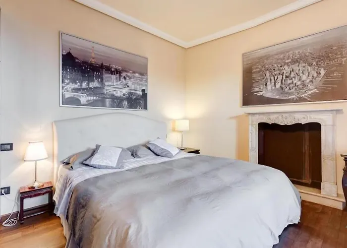 Penthouse Close To S Peter Basilica Apartment