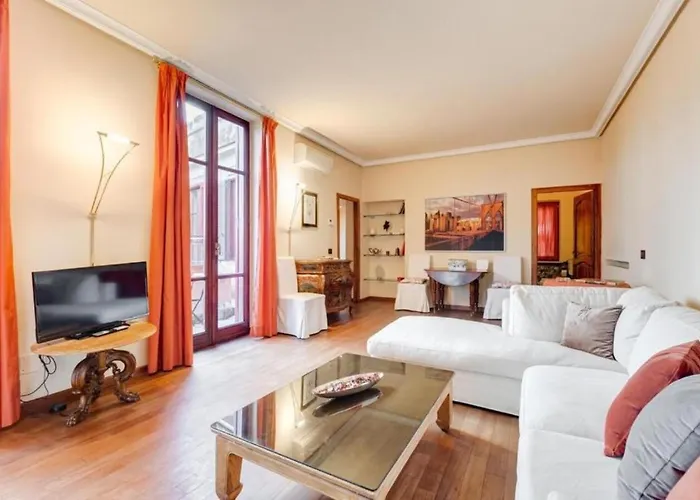 Penthouse Close To S Peter Basilica Apartment